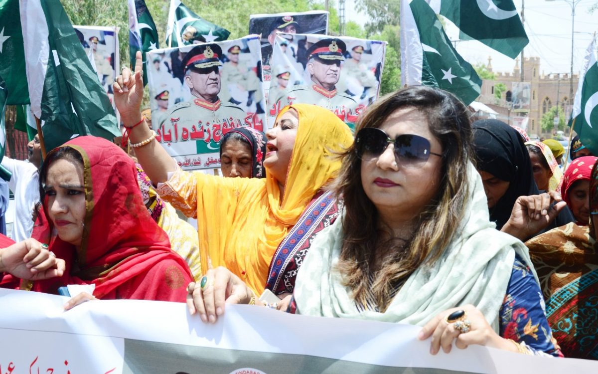 Raily in Haiddrabad Pakistan army izhare yakyati PAK Army Publisher ISP Choudhary Zaheer